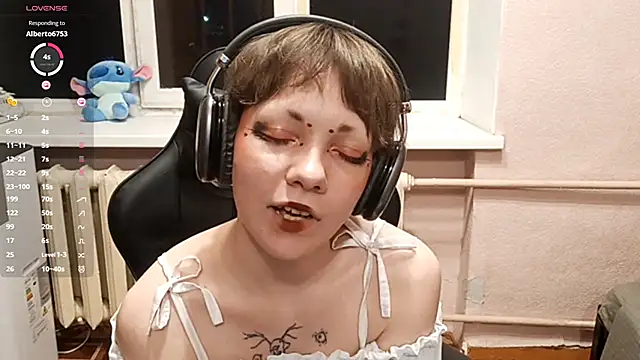 ChaeTrier online show from October 4, 2025, 9:02 pm