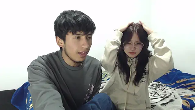 Snapshot of CurseLovers28 chatting on November 30, 2025, 4:27 am CurseLovers28 online show from November 30, 2025, 4:27 am