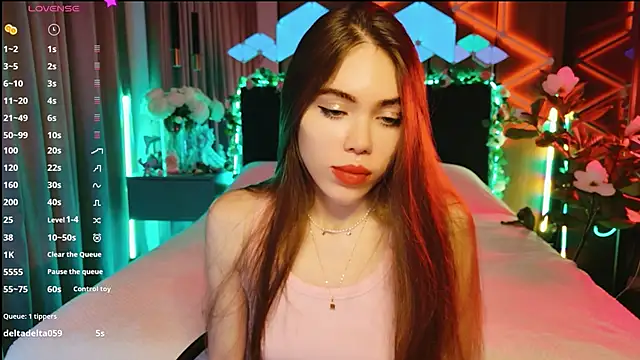 MimiFors online show from September 27, 2025, 4:34 pm