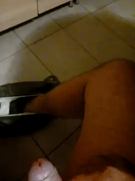 bajoderx585Oregano online show from November 16, 2025, 11:43 pm