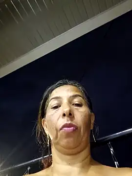 maleja23 online show from October 5, 2025, 11:13 pm