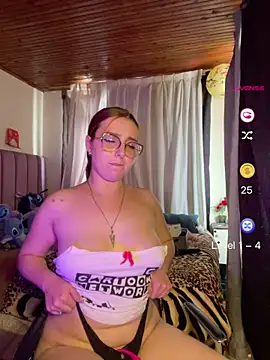 CoraVibes online show from April 29, 2026, 5:30 pm