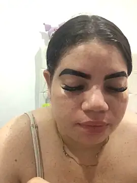 Snapshot of Kuromy_x chatting on October 23, 2025, 6:50 pm Kuromy x online show from October 23, 2025, 6:50 pm