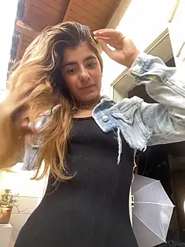 MelissaAlCapone online show from October 28, 2025, 9:06 pm