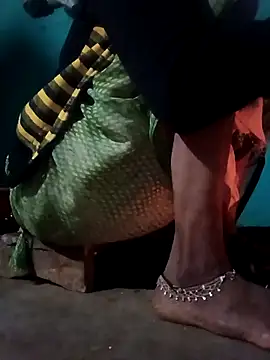 Snapshot of Radha8080 chatting on November 9, 2025, 12:20 am Radha8080 online show from November 9, 2025, 12:20 am