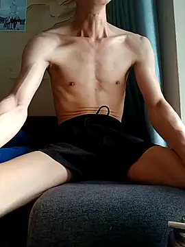 boyhi199x online show from October 13, 2025, 1:16 am