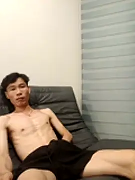 boyhi199x online show from November 26, 2025, 9:27 pm