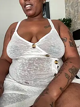fatpussydallx online show from May 9, 2026, 11:04 am