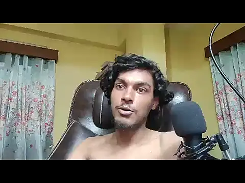 Snapshot of thecatfish chatting on September 14, 2025, 5:01 pm thecatfish online show from September 14, 2025, 5:01 pm