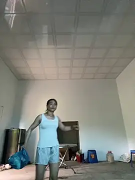 Snapshot of Skinny_vuet chatting on September 12, 2025, 1:38 am Skinny vuet online show from September 12, 2025, 1:38 am