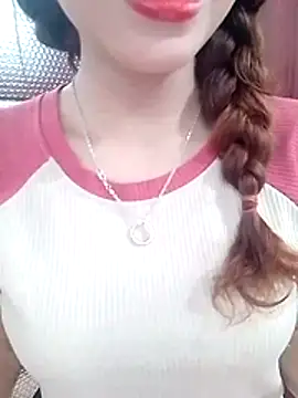 Snapshot of MyMy08 chatting on October 31, 2025, 3:57 pm MyMy08 online show from October 31, 2025, 3:57 pm