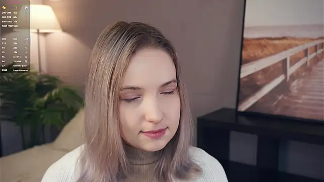 HongTomczak online show from December 17, 2025, 7:36 am