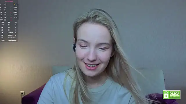Snapshot of HongTomczak chatting on June 10, 2026, 7:40 am HongTomczak online show from June 10, 2026, 7:40 am