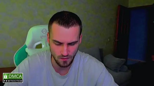 Snapshot of iveran-one chatting on September 16, 2025, 8:04 am iveran-one online show from September 16, 2025, 8:04 am