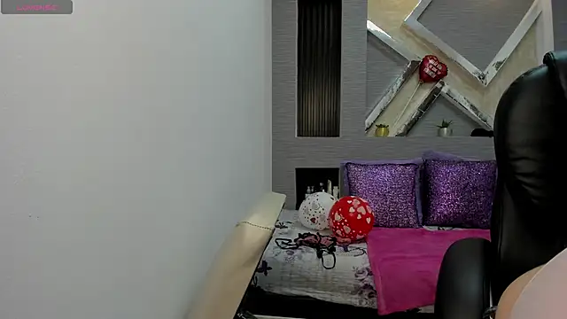 roxana santini online show from October 9, 2025, 2:48 pm