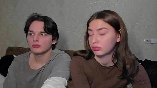 muuur fam online show from September 10, 2025, 7:47 pm