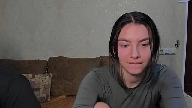 muuur fam online show from September 14, 2025, 9:47 pm