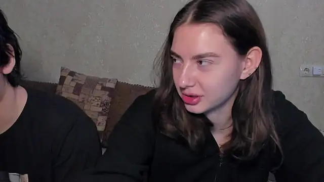 muuur fam online show from October 17, 2025, 5:59 pm