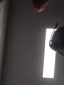 danigarci2307 online show from February 2, 2026, 9:24 pm