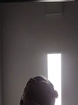 danigarci2307 online show from April 17, 2026, 10:35 pm