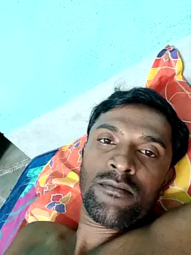 Snapshot of ShinuRoy chatting on November 17, 2025, 12:22 pm ShinuRoy online show from November 17, 2025, 12:22 pm