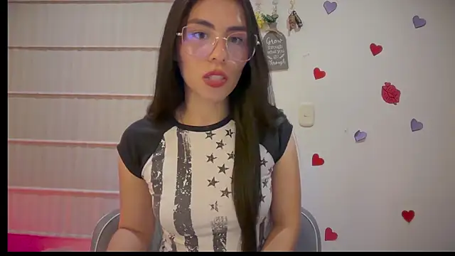 Snapshot of sasha_jonne chatting on July 5, 2026, 1:23 am sasha jonne online show from July 5, 2026, 1:23 am