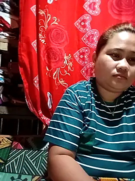 Snapshot of Weng_31 chatting on September 13, 2025, 12:21 am Weng 31 online show from September 13, 2025, 12:21 am