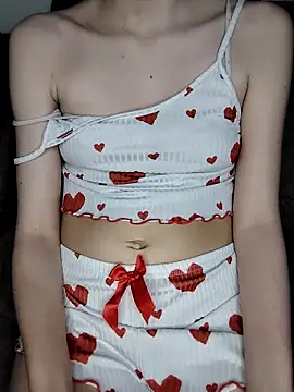 AnnieSparkle online show from October 10, 2025, 12:53 am