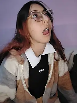 AnnieSparkle online show from October 21, 2025, 12:22 am