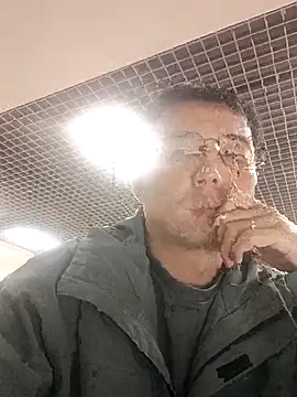 nnnnnan9527 online show from October 9, 2025, 2:31 am