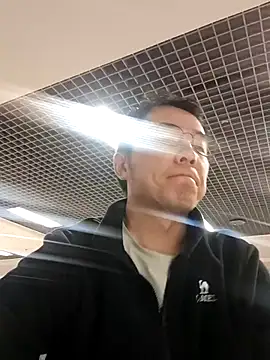 nnnnnan9527 online show from October 15, 2025, 7:41 am