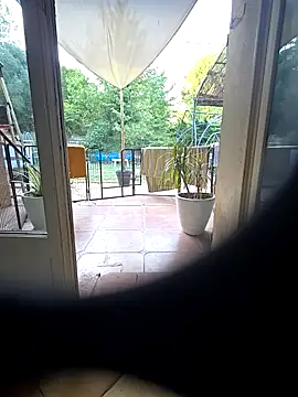 Snapshot of justeadeux chatting on September 21, 2025, 7:21 am justeadeux online show from September 21, 2025, 7:21 am