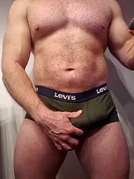 AlphaGymMale online show from December 22, 2025, 10:01 am