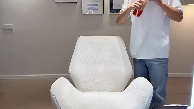 Snapshot of STxuguanhan chatting on September 29, 2025, 7:57 am STxuguanhan online show from September 29, 2025, 7:57 am