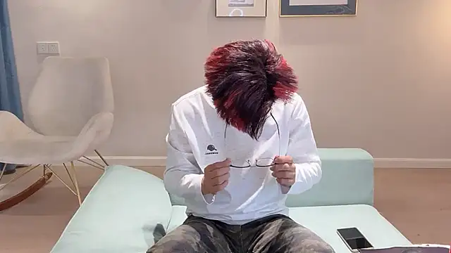 Snapshot of STxuguanhan chatting on October 15, 2025, 7:30 am STxuguanhan online show from October 15, 2025, 7:30 am