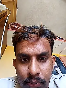 Snapshot of Nihaal17 chatting on October 4, 2025, 4:32 am Nihaal17 online show from October 4, 2025, 4:32 am