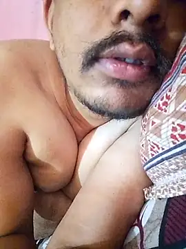 Snapshot of Nihaal17 chatting on October 11, 2025, 2:33 am Nihaal17 online show from October 11, 2025, 2:33 am