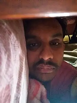 Snapshot of Nihaal17 chatting on October 31, 2025, 10:27 am Nihaal17 online show from October 31, 2025, 10:27 am