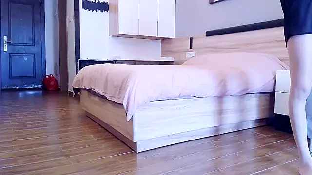 Snapshot of Tianxin6 chatting on November 5, 2025, 6:46 am Tianxin6 online show from November 5, 2025, 6:46 am