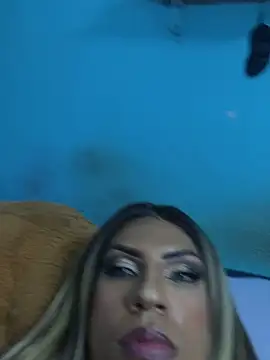 gataloiraa online show from October 3, 2025, 8:11 am