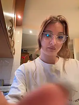 Snapshot of RebekaRose chatting on November 28, 2025, 12:13 am RebekaRose online show from November 28, 2025, 12:13 am