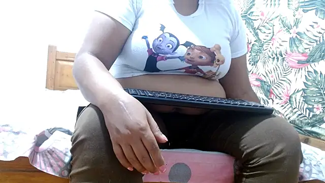 Snapshot of 69smallstar chatting on March 1, 2026, 11:45 am 69smallstar online show from March 1, 2026, 11:45 am