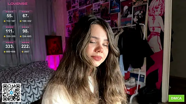 Snapshot of PinkiRay chatting on October 7, 2025, 5:21 pm PinkiRay online show from October 7, 2025, 5:21 pm