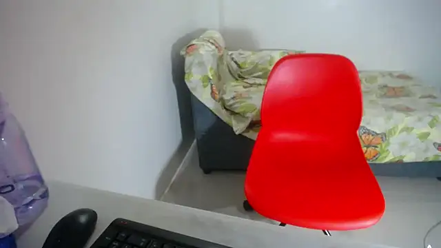 Melody Khang online show from October 22, 2025, 9:58 pm