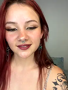 julse  online show from October 28, 2025, 6:43 pm