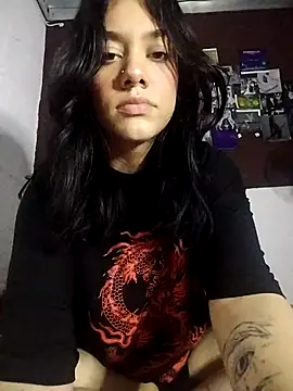 emmii cute online show from October 15, 2025, 11:16 pm