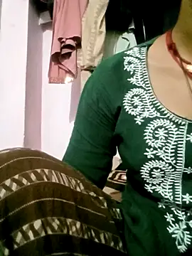 Snapshot of Hot-yuo84 chatting on October 3, 2025, 6:16 pm Hot-yuo84 online show from October 3, 2025, 6:16 pm