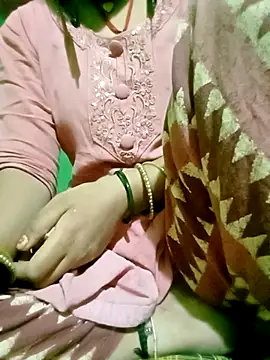 Snapshot of Hot-yuo84 chatting on October 26, 2025, 6:25 pm Hot-yuo84 online show from October 26, 2025, 6:25 pm