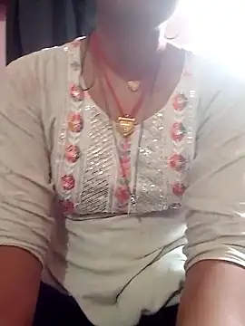 Snapshot of Hot-yuo84 chatting on November 6, 2025, 8:15 am Hot-yuo84 online show from November 6, 2025, 8:15 am