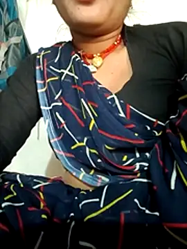 Snapshot of sonaya9y chatting on November 11, 2025, 8:47 am sonaya9y online show from November 11, 2025, 8:47 am